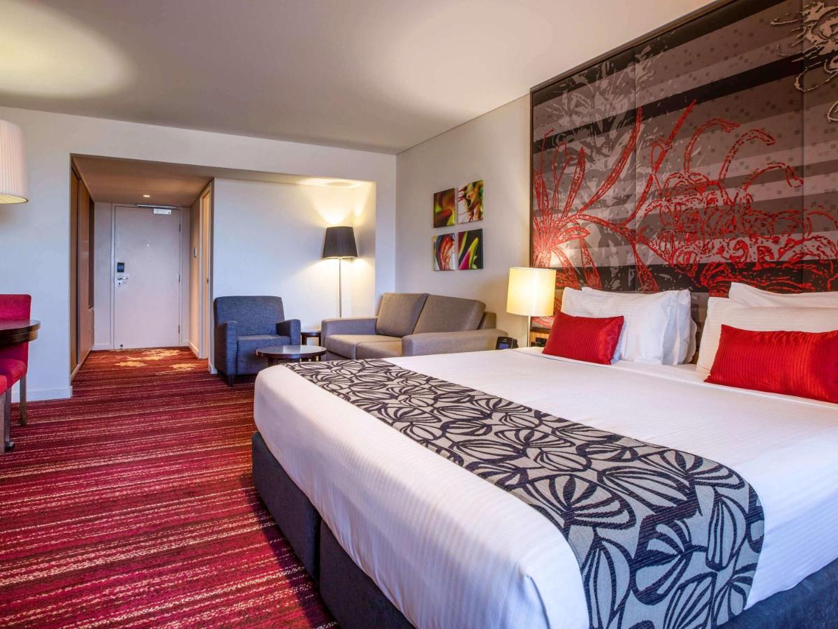 Mantra Gladstone Aparthotel Buitenkant foto