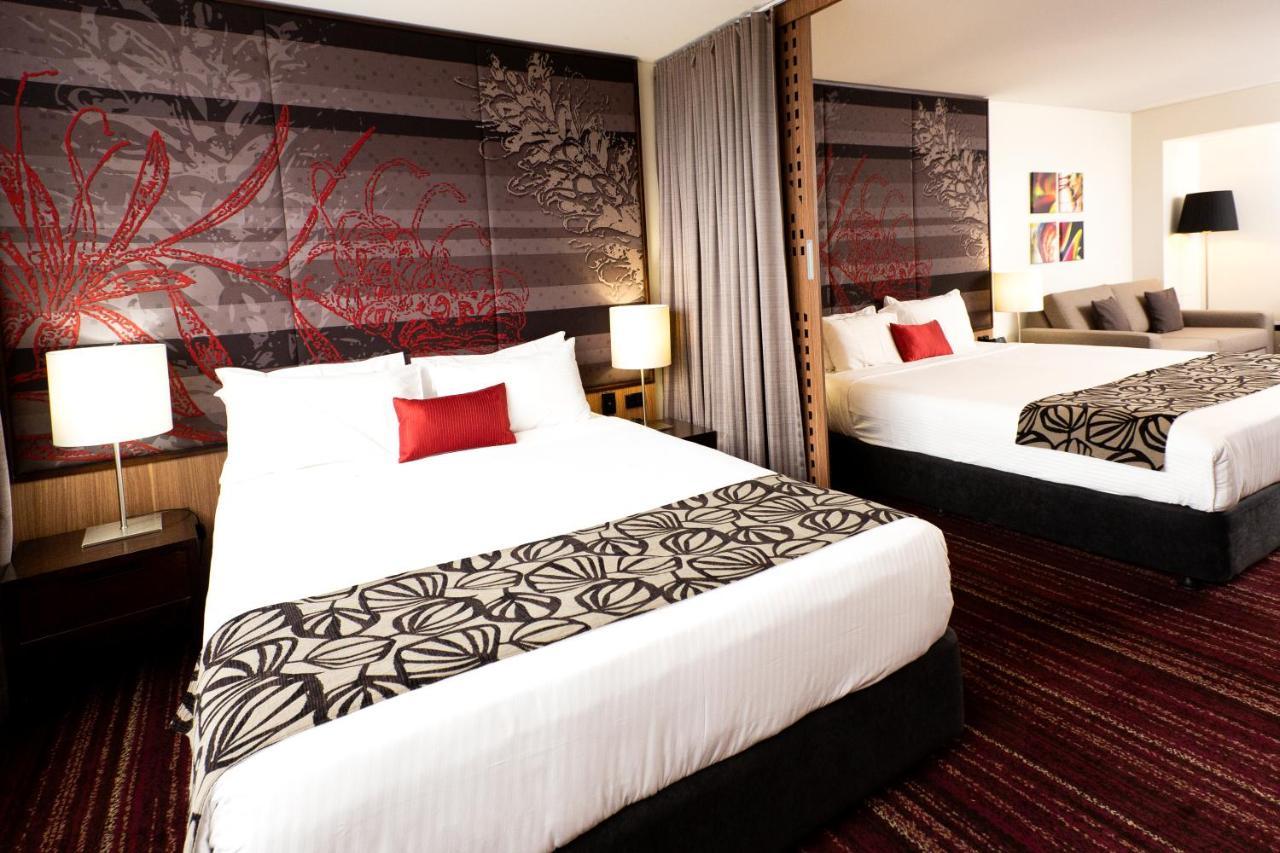 Mantra Gladstone Aparthotel Buitenkant foto