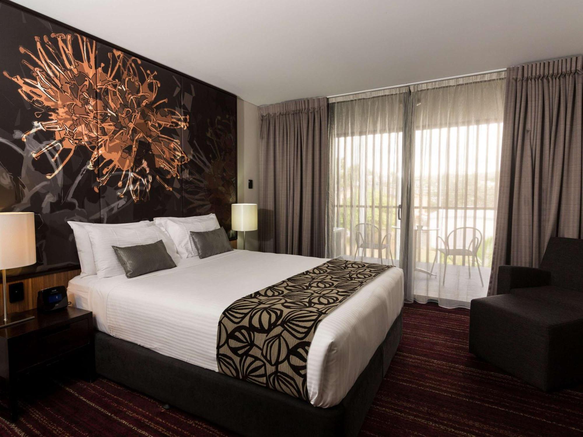 Mantra Gladstone Aparthotel Buitenkant foto