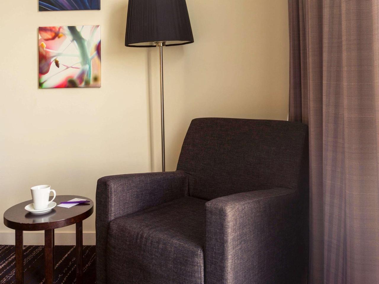 Mantra Gladstone Aparthotel Buitenkant foto