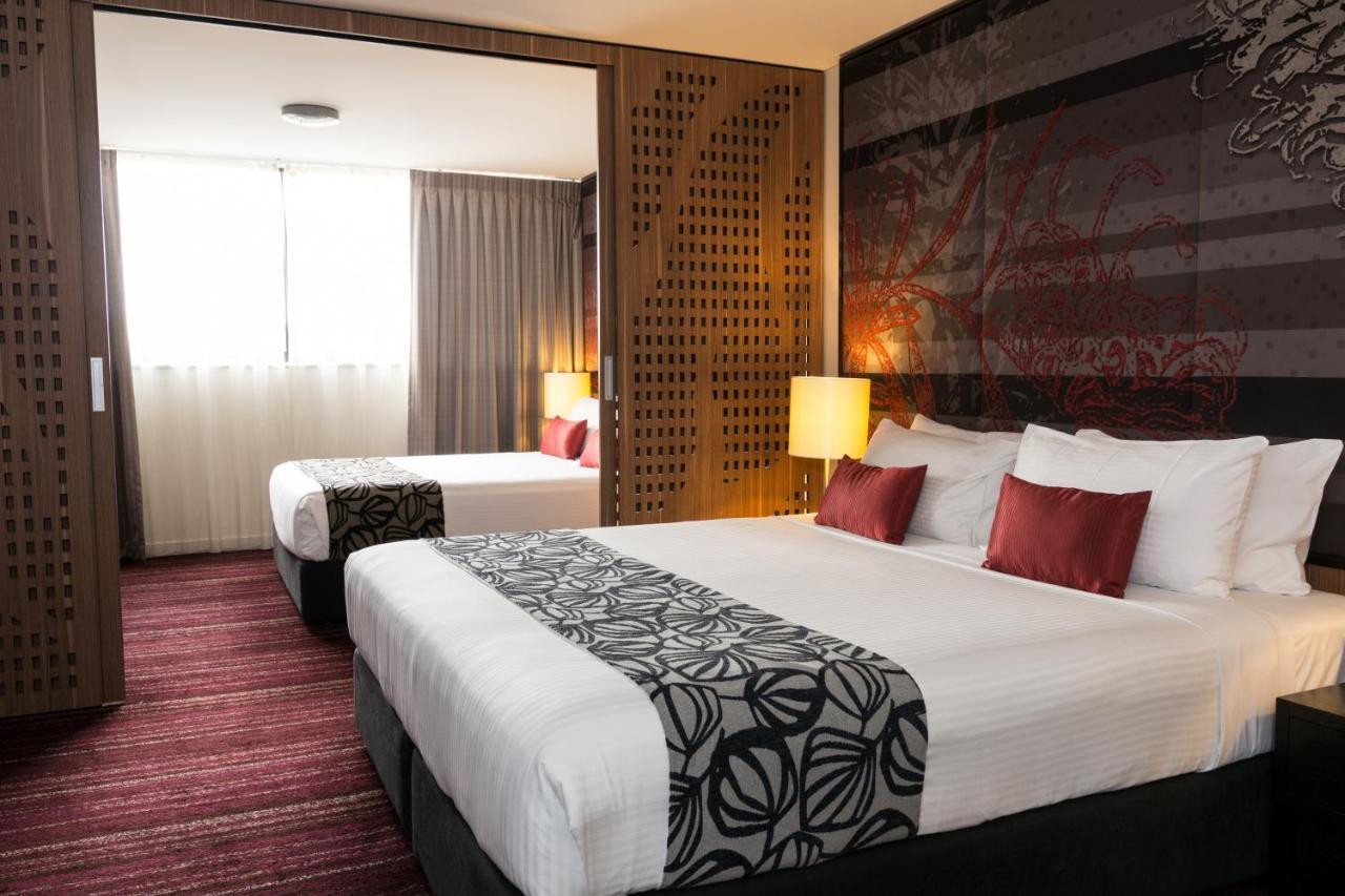 Mantra Gladstone Aparthotel Buitenkant foto